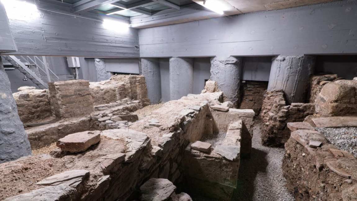 Shotel’s glass floor of historic wall of Thessaloniki
